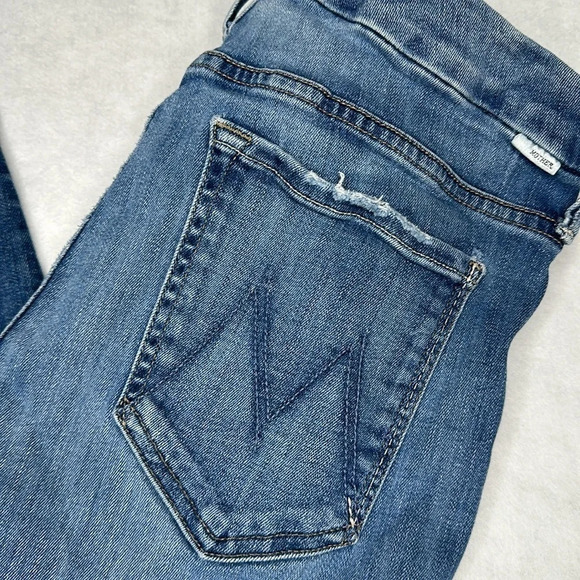 MOTHER  The Looker Crop Jean in Come Sundown Sz: 30 - Picture 3 of 15